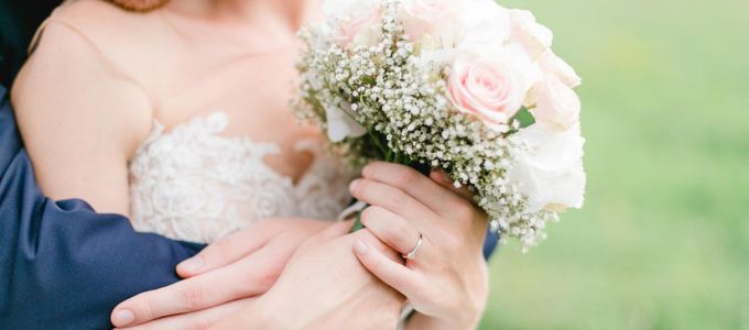 30代男性が選ぶ結婚対象の女性！年上派それとも年下派？イメージ1