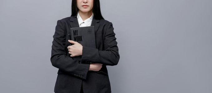 年下の女性が恋愛対象として見る事ができない年上男性イメージ3