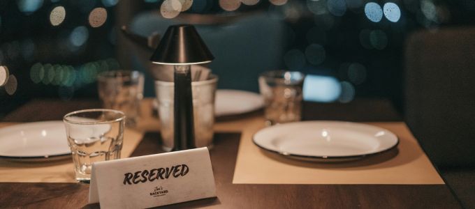 食事デートをしている最中に相手の女性にされたくない４つのことイメージ4